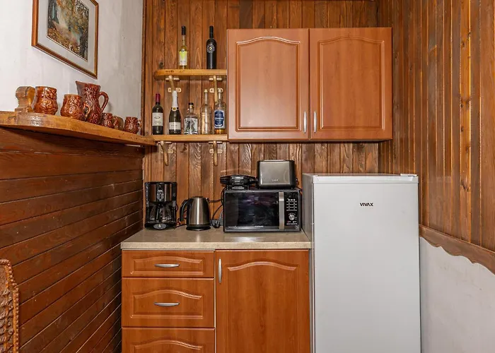 4 Bedroom In *